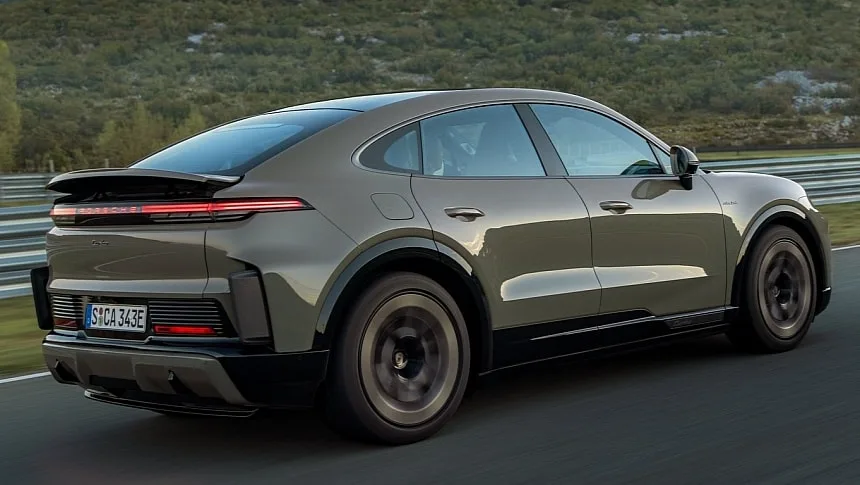 Porsche satsar på elektrifiering med ny Cayenne Coupe Electric